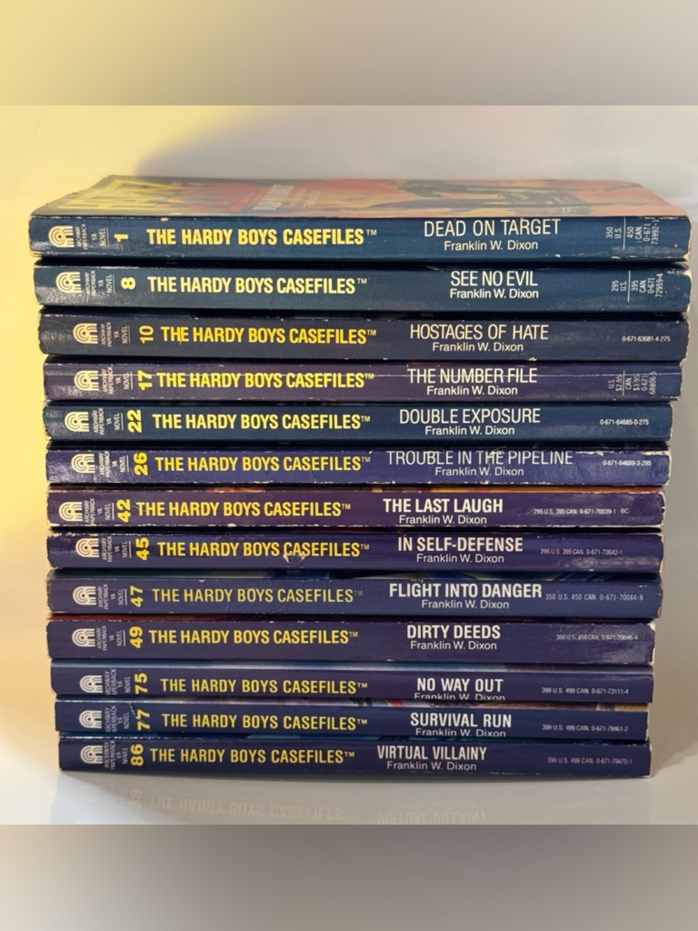 Lot of 13 The Hardy Boys Casefiles Vintage PB Books